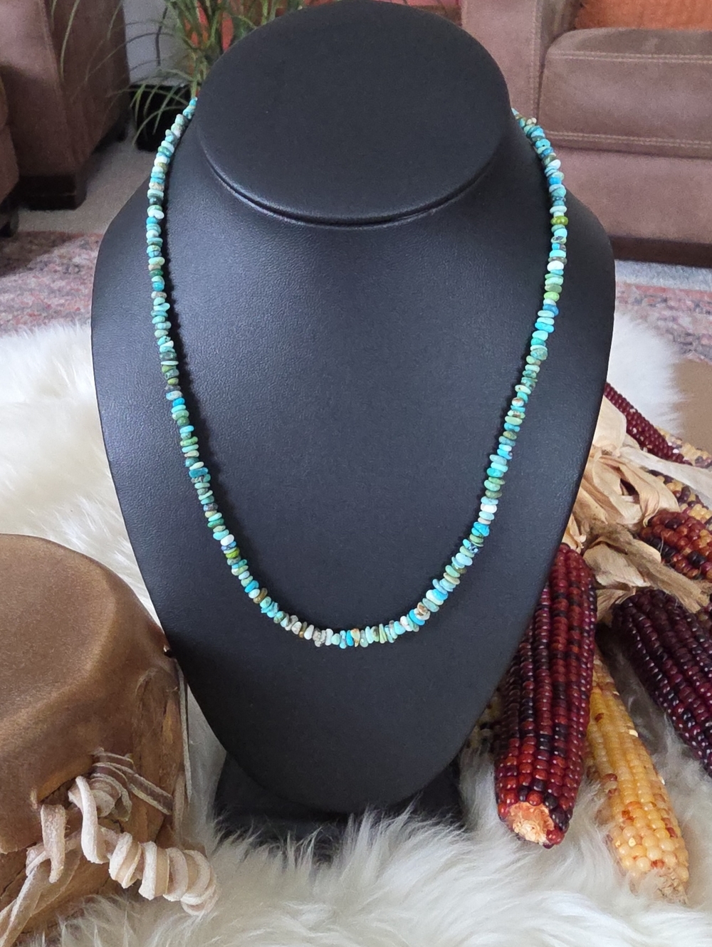 Beautiful NWT 19" Carico Lake Rondelle Bead Necklace 💙🩵💚🎁
